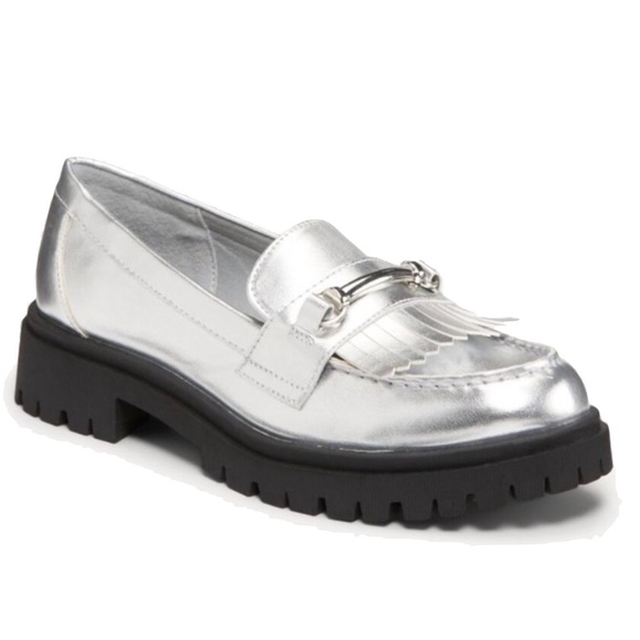 Old Navy Shoes - NWOTB — OLD NAVY Women Faux Leather Chunky Heel Lug Sole Silver Loafers Size 7